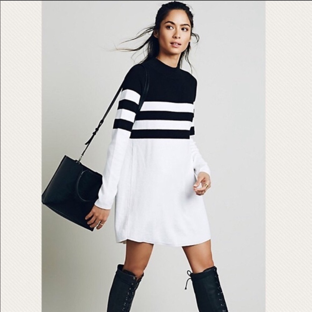 Free people black and white sweater dress XS